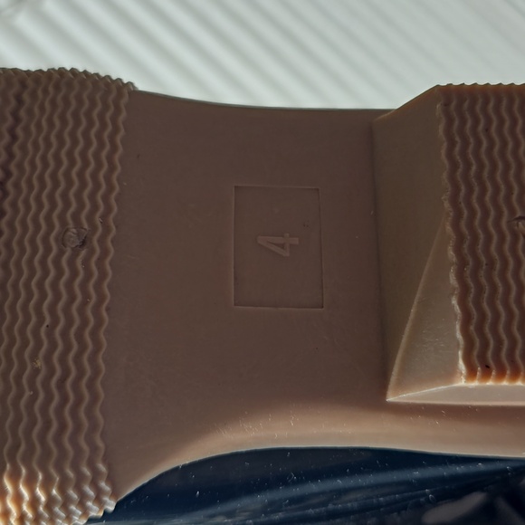 Green and Navy Blue Duck Boots - Picture 4 of 4